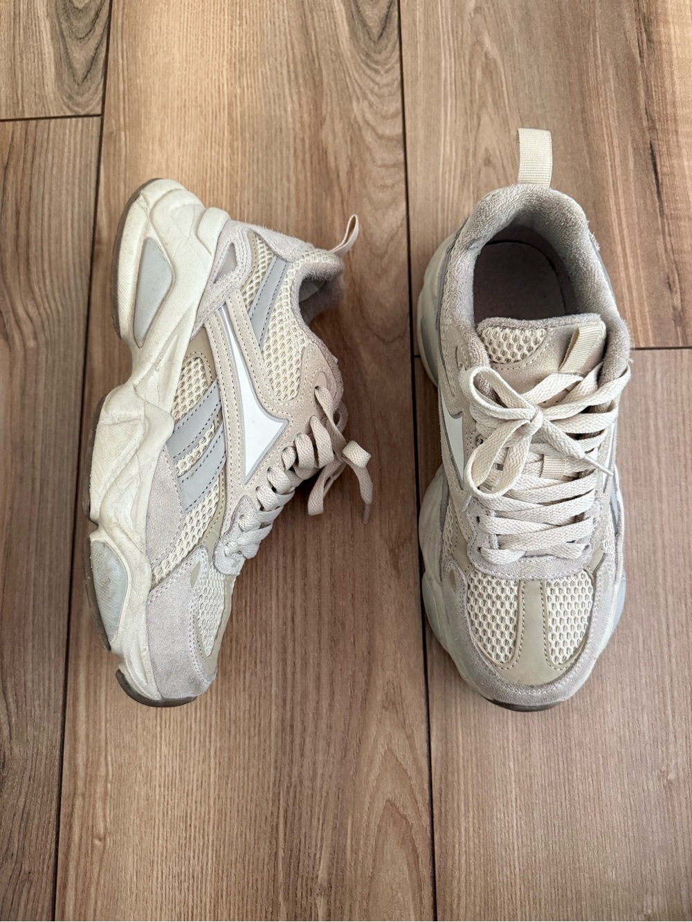 Reebok Charge Run sneaker